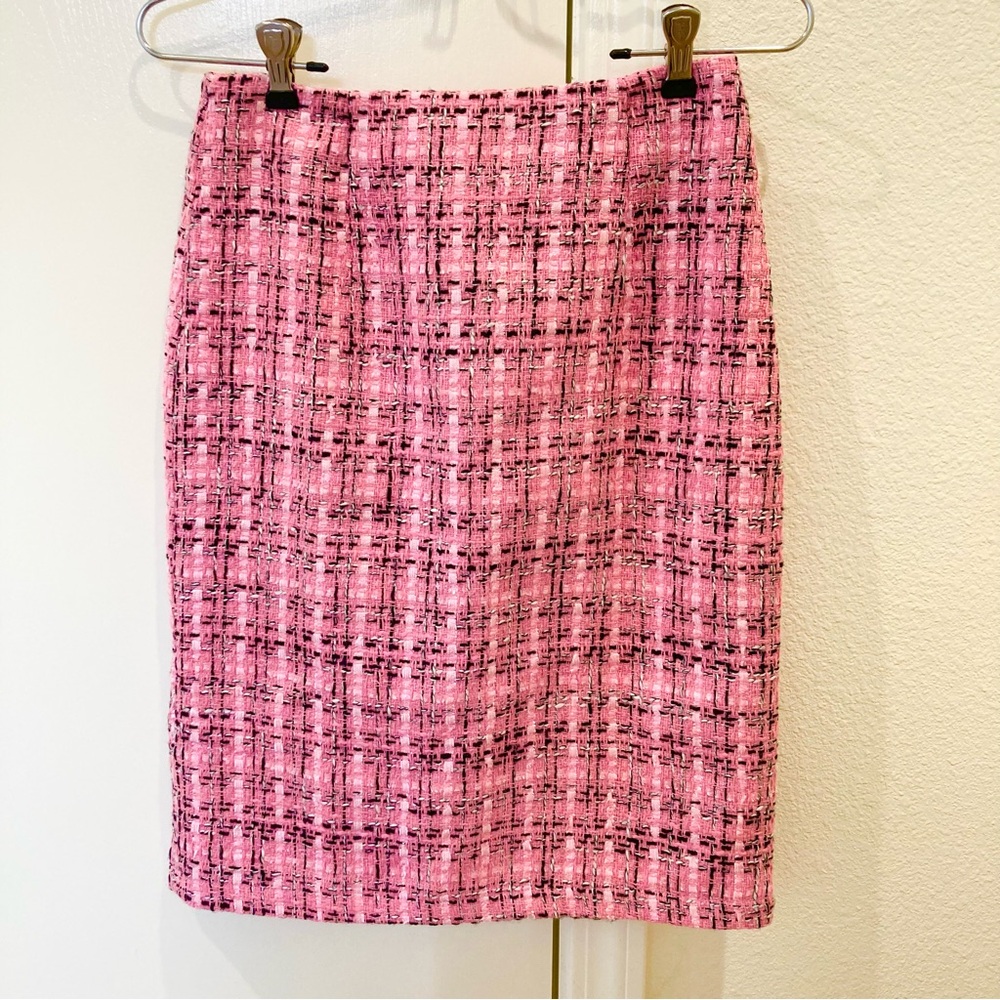 Barbiecore pink tweed Legally Blonde pencil skirt plaid Barbie new preppy